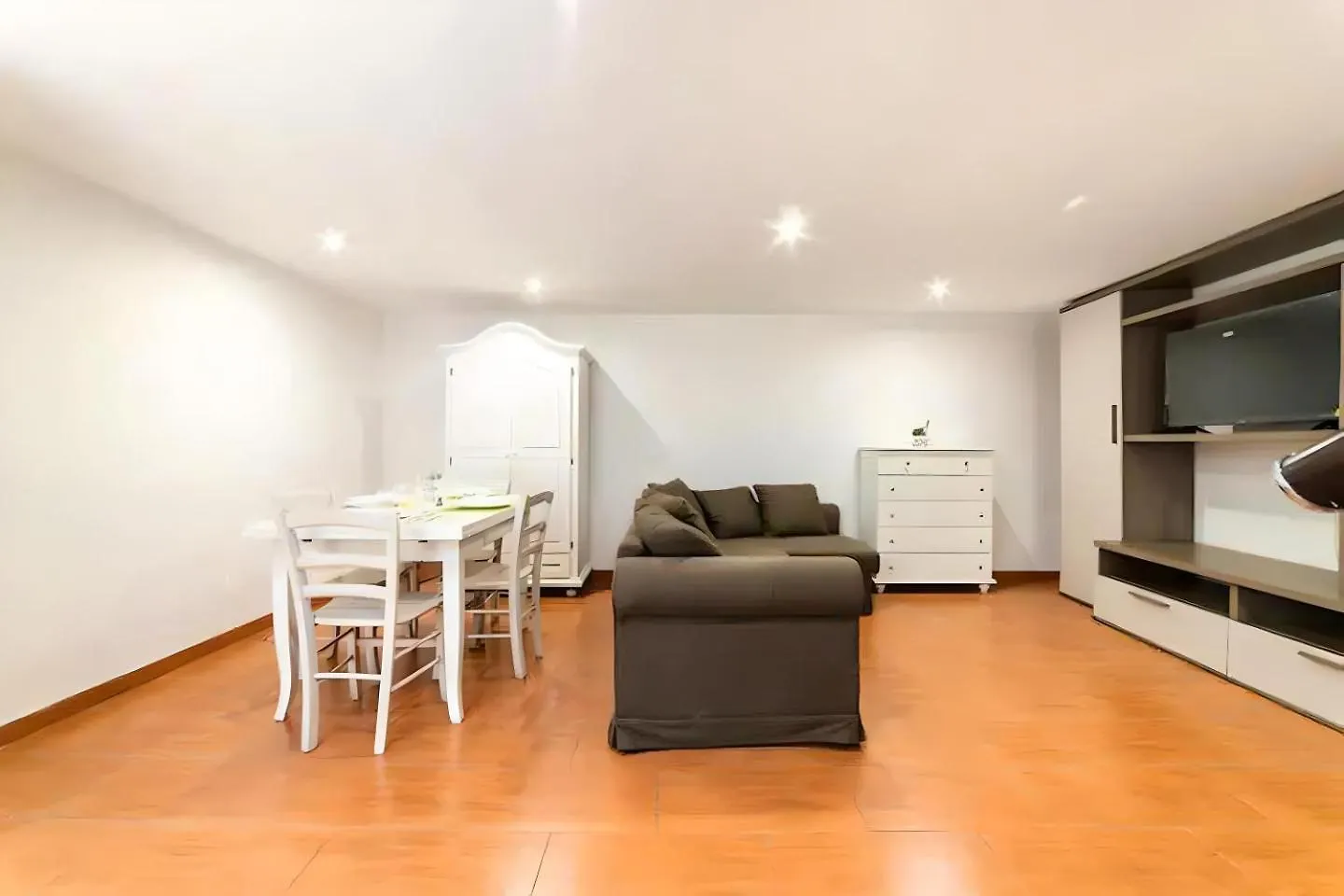 Borrelli House Apartment Naples 0*,  Italy